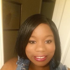 Meet your Posher, La'queisha